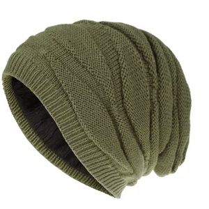 Lined Beanie Green